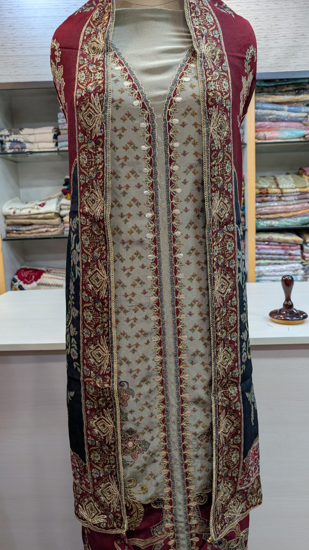 Party wear elegant suit