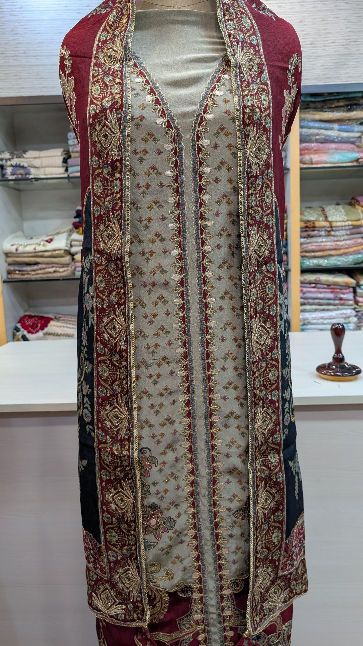 Party wear elegant suit